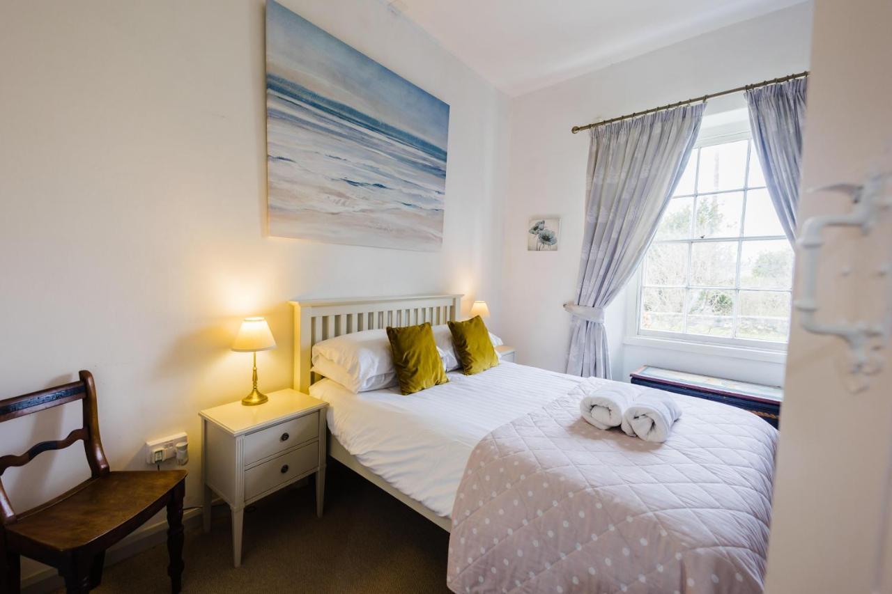 May Tree Cottage Manorbier 5 Mins From The Beach Sleeps 4 Екстер'єр фото