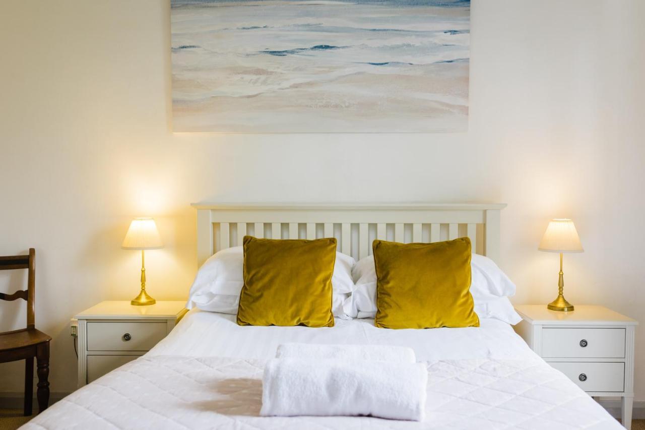 May Tree Cottage Manorbier 5 Mins From The Beach Sleeps 4 Екстер'єр фото